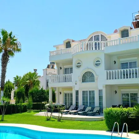 Villa Helios 1 *